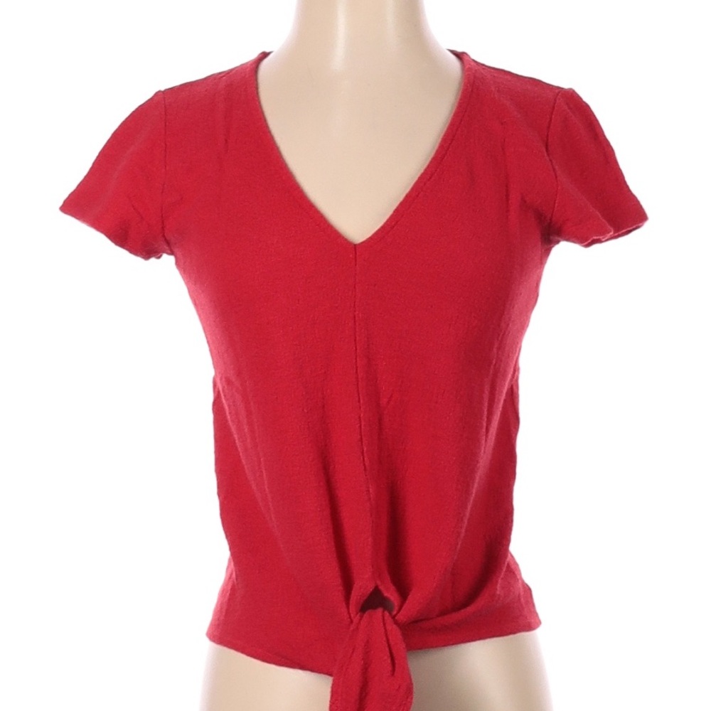 Red V-Neck Short Sleeve Top